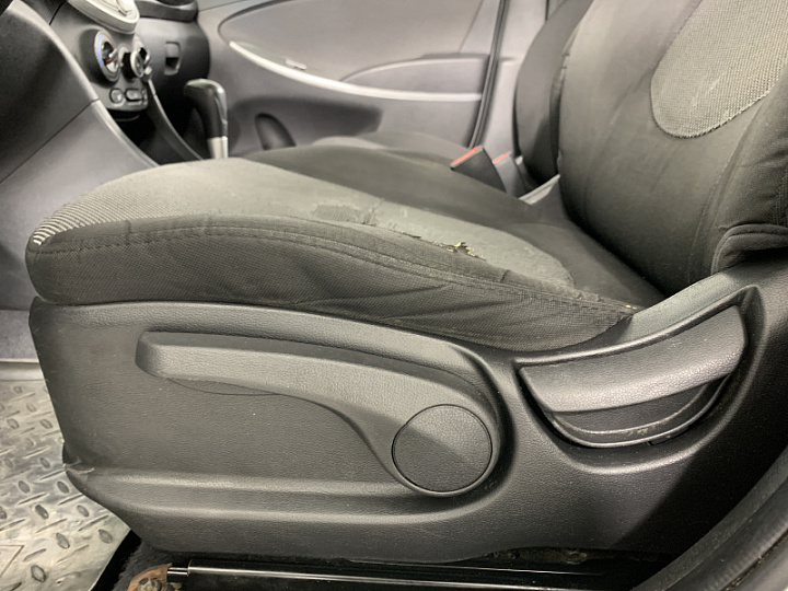 HYUNDAI Solaris 1.4, 2014 года, Автоматическая, БЕЛЫЙ