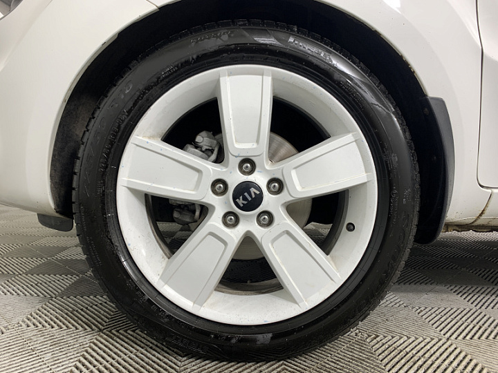 KIA Soul 1.6, 2013 года, Автоматическая, БЕЛЫЙ