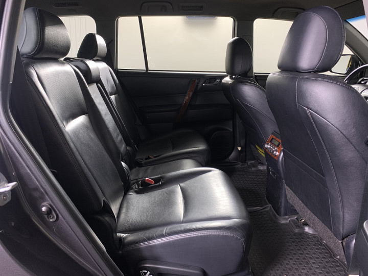 Toyota Highlander 3.5, 2012 года, Автоматическая, Серый