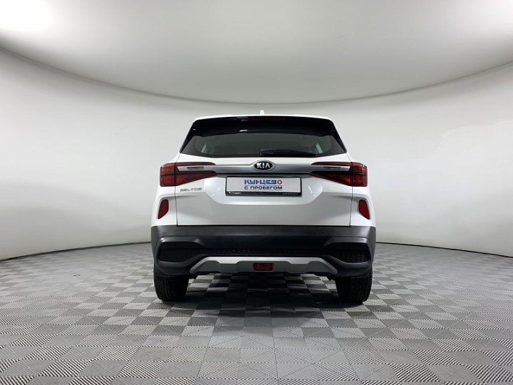 KIA Seltos 1.6, 2020 года, Автоматическая, БЕЛЫЙ