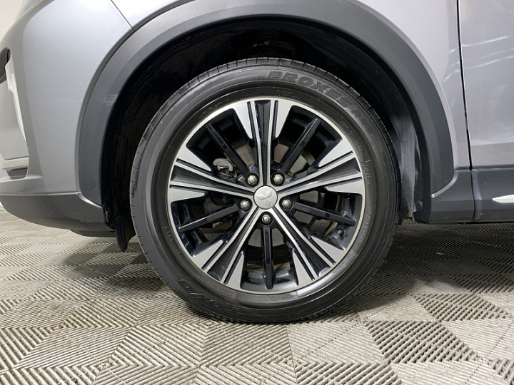 MITSUBISHI ECLIPSE CROSS 1.5, 2018 года, Вариатор, СЕРЫЙ