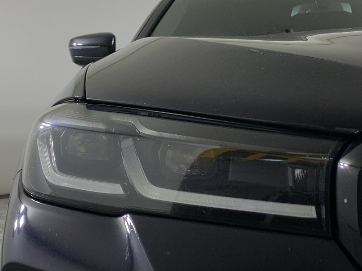 BMW 5 серии 3, 2021 года, Автоматическая, Черный