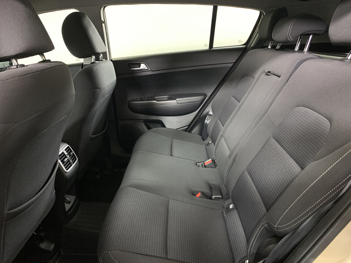 KIA Sportage 2, 2018 года, Автоматическая, Светло-коричнывый