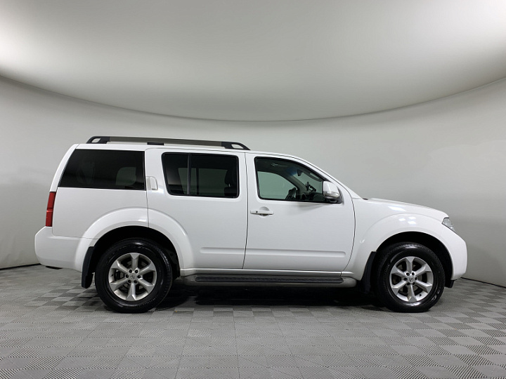 NISSAN Pathfinder 2.5, 2013 года, Автоматическая, БЕЛЫЙ