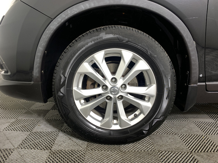 Nissan X-Trail 2.5, 2015 года, Вариатор, Черный