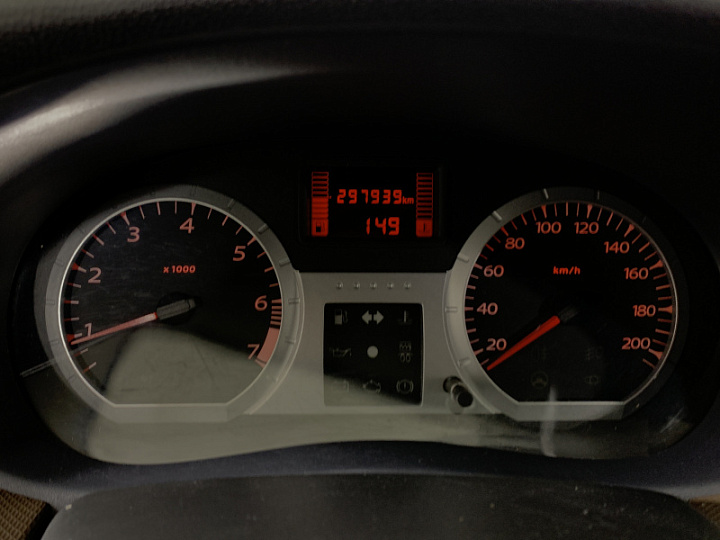 Lada Largus 1.6, 2014 года, Механика, БЕЛЫЙ