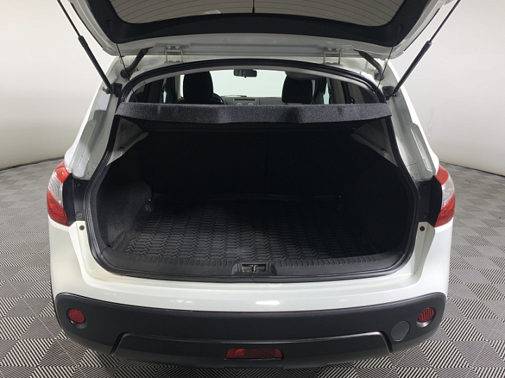 Nissan Qashqai 2, 2011 года, Вариатор, Белый