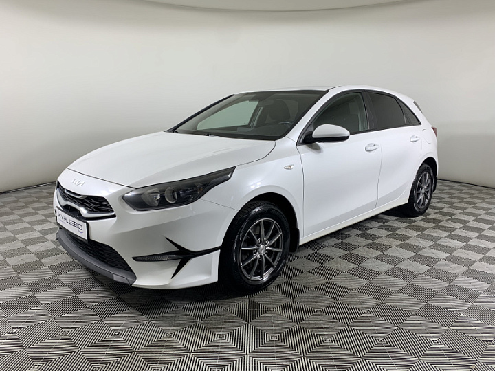 KIA Ceed 1.6, 2022 года, Автоматическая, БЕЛЫЙ