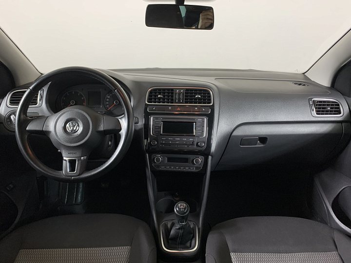 Volkswagen Polo 1.6, 2014 года, Механика, Коричневый