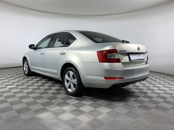 SKODA Octavia 1.2, 2014 года, Автоматическая, Серебристо-желтый