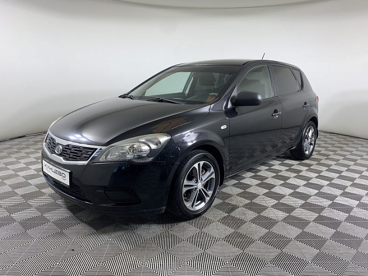 KIA Ceed 1.4, 2011 года, Механика, Черный перламутр