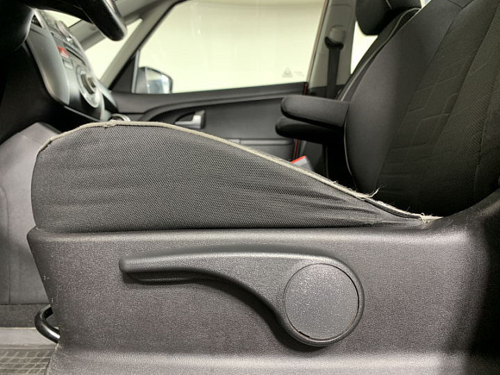 KIA Venga 1.6, 2012 года, Автоматическая, КРАСНЫЙ