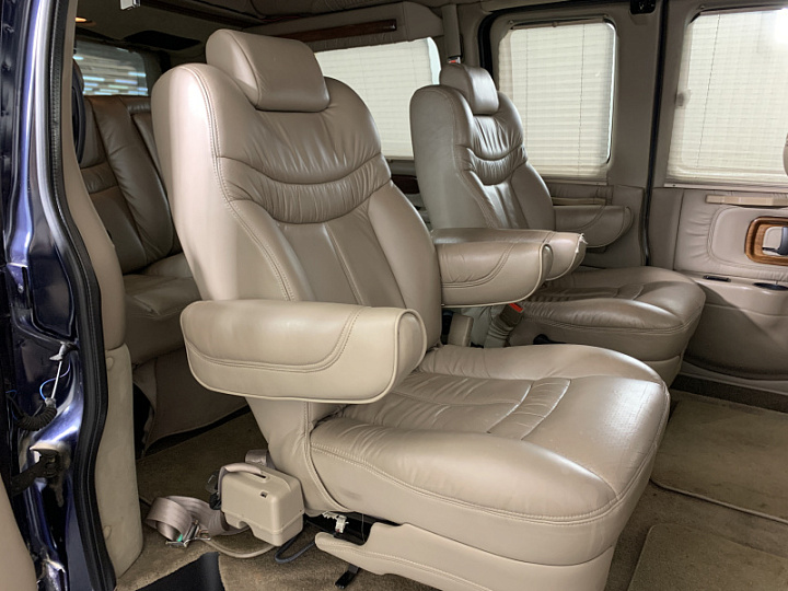 CHEVROLET Express 5.4, 2006 года, Автоматическая, ТЕМНО-СИНИЙ