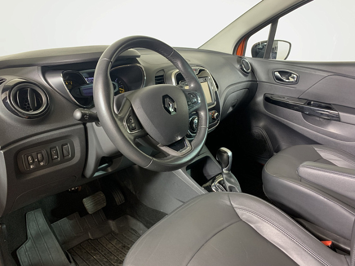Renault Kaptur 1.6, 2016 года, Вариатор, Оранжевый