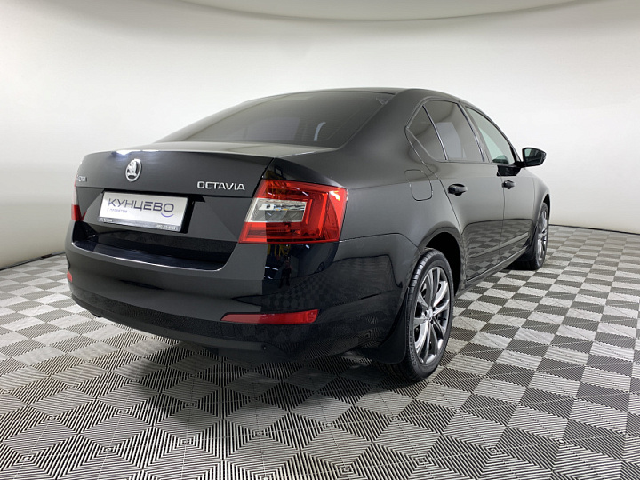 SKODA Octavia 1.4, 2015 года, Робот, ЧЕРНЫЙ