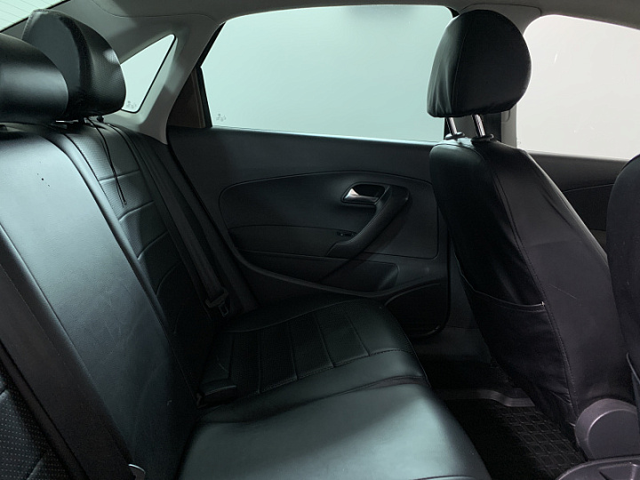 VOLKSWAGEN Polo 1.6, 2014 года, Автоматическая, КОРИЧНЕВЫЙ
