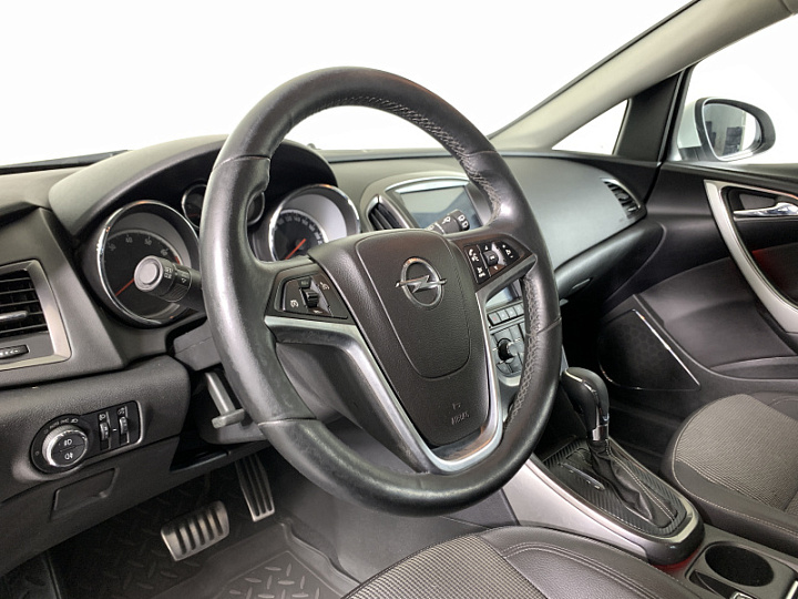 OPEL Astra 1.4, 2011 года, Автоматическая, БЕЛЫЙ