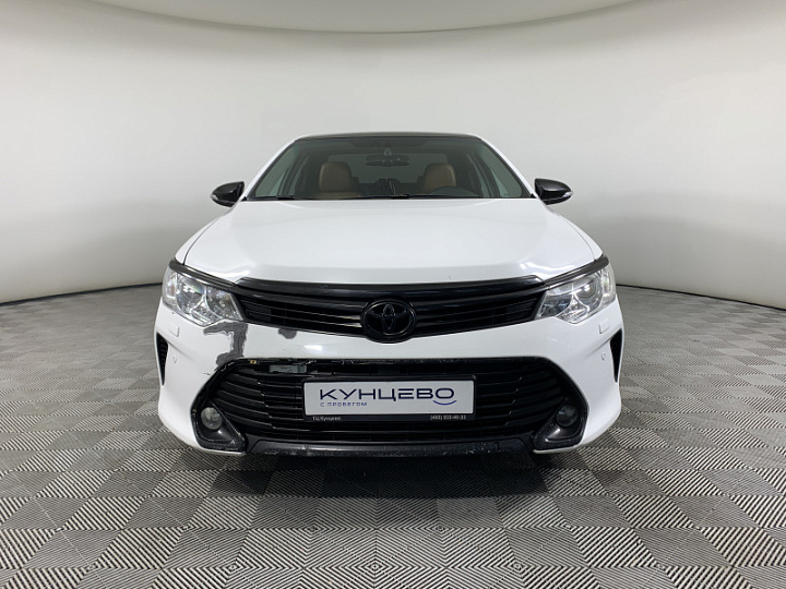 TOYOTA Camry 2.5, 2017 года, Автоматическая, БЕЛЫЙ