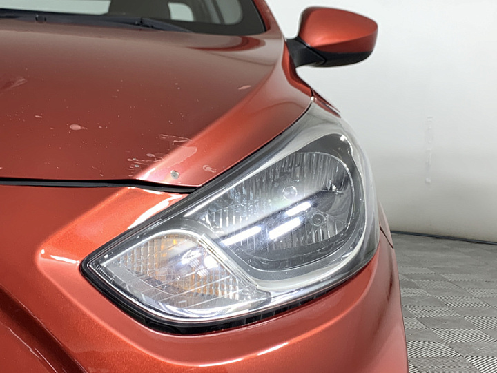HYUNDAI Solaris 1.4, 2013 года, Автоматическая, Красный гранат