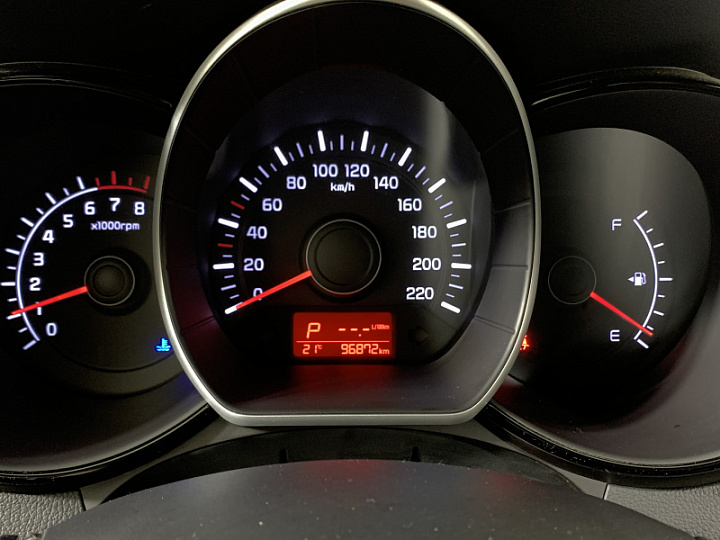 KIA Rio 1.6, 2017 года, Автоматическая, Серебристый