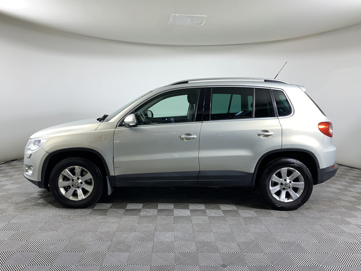 VOLKSWAGEN Tiguan 2, 2011 года, Автоматическая, Серебристо-желтый