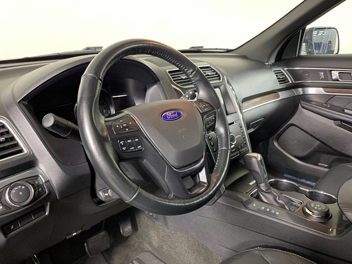 FORD Explorer 3.5, 2017 года, Автоматическая, СЕРЫЙ