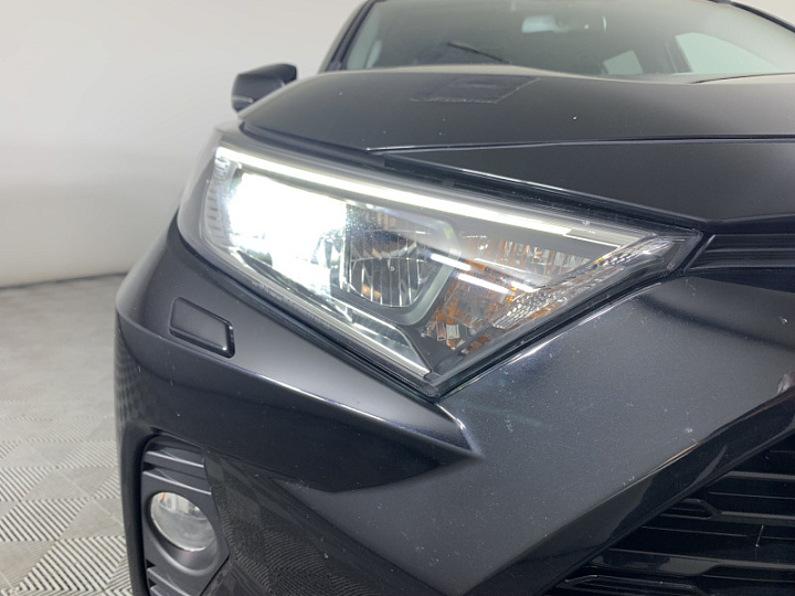 TOYOTA RAV4 2, 2021 года, Вариатор, ЧЕРНЫЙ