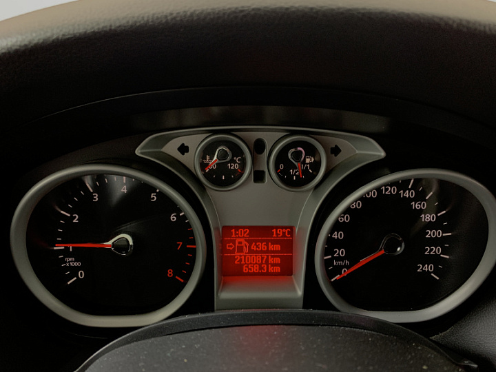 FORD Focus 1.6, 2011 года, Механика, БЕЛЫЙ