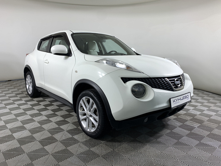 NISSAN Juke 1.6, 2014 года, Вариатор, БЕЛЫЙ