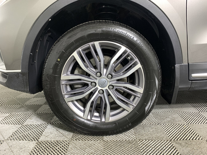 Geely Atlas Pro 1.5, 2022 года, Робот, Серый