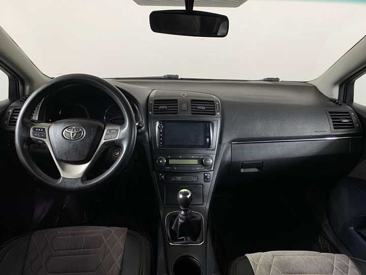 TOYOTA Avensis 1.8, 2011 года, Механика, ЧЕРНЫЙ