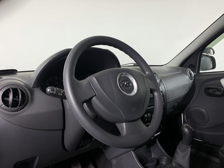 Lada Largus 1.6, 2020 года, Механика, БЕЛЫЙ