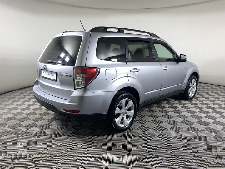 Subaru Forester 2, 2012 года, Автоматическая, Серебристый