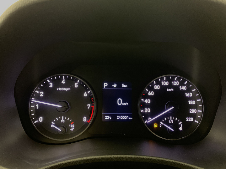 Hyundai Solaris 1.6, 2018 года, Автоматическая, белый