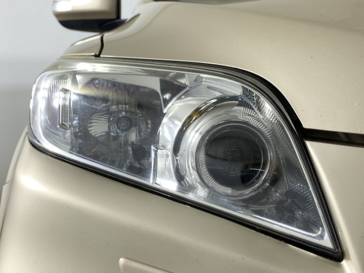 TOYOTA RAV4 2, 2011 года, Вариатор, БЕЖЕВЫЙ