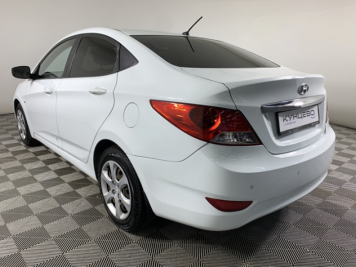HYUNDAI Solaris 1.6, 2011 года, Автоматическая, БЕЛЫЙ