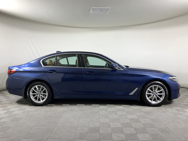 BMW 5 серии 2, 2021 года, Автоматическая, синий