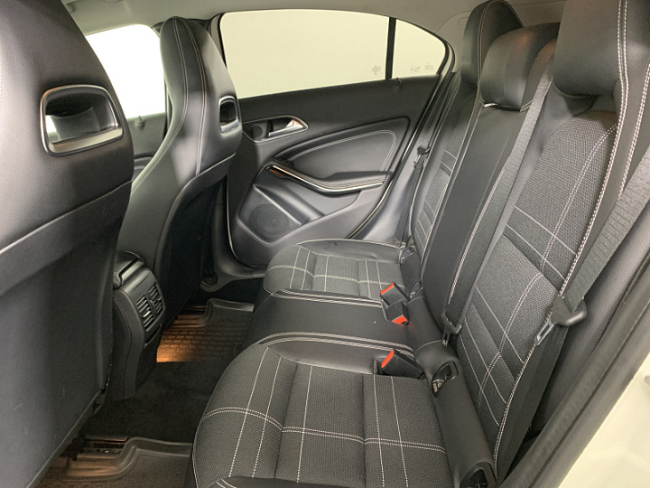 MERCEDES-BENZ A-Класс 1.6, 2013 года, Робот, БЕЛЫЙ