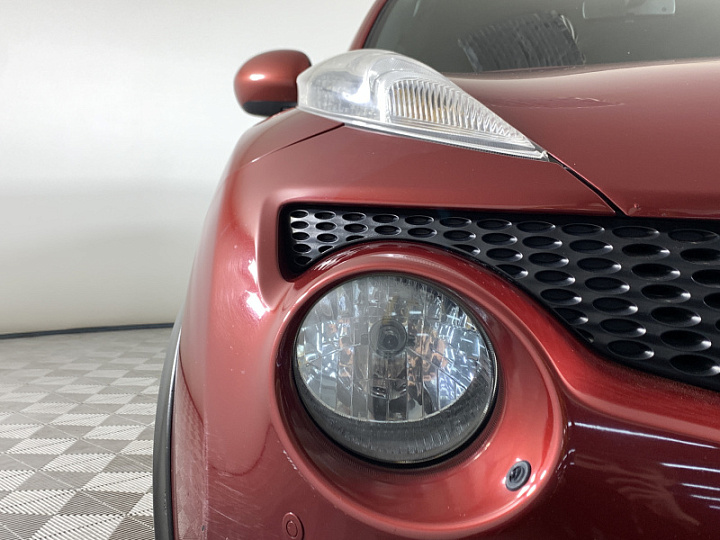 NISSAN Juke 1.6, 2012 года, Вариатор, КРАСНЫЙ
