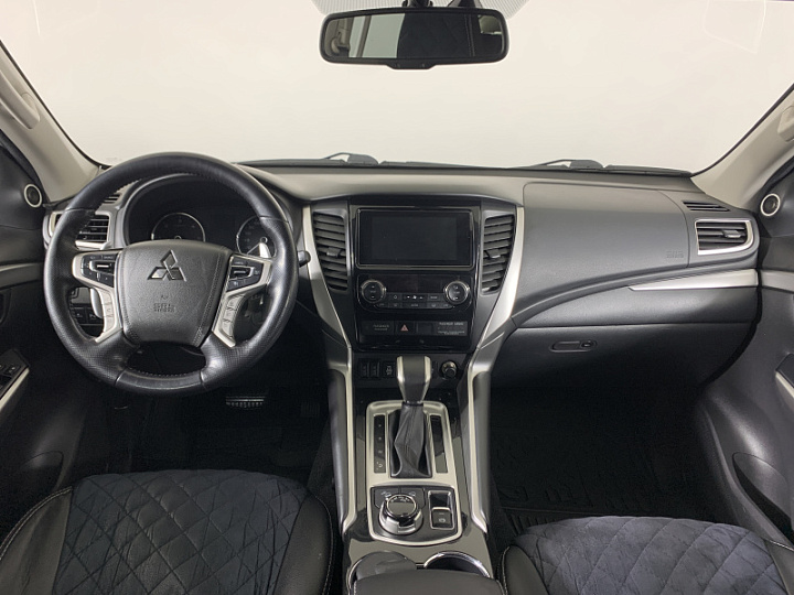 MITSUBISHI Pajero Sport 2.4, 2019 года, Автоматическая, БЕЛЫЙ