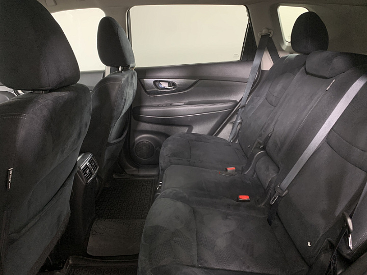 NISSAN X-Trail 2.5, 2015 года, Вариатор, ЧЕРНЫЙ