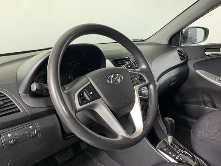 HYUNDAI Solaris 1.6, 2014 года, Автоматическая, БЕЛЫЙ