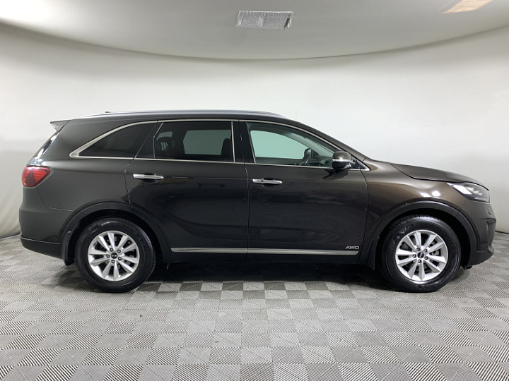 KIA Sorento 2.4, 2020 года, Автоматическая, Коричневый