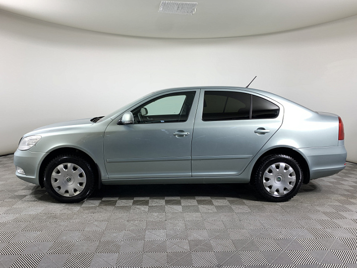 SKODA Octavia 1.6, 2012 года, Механика, ЗЕЛЕНЫЙ