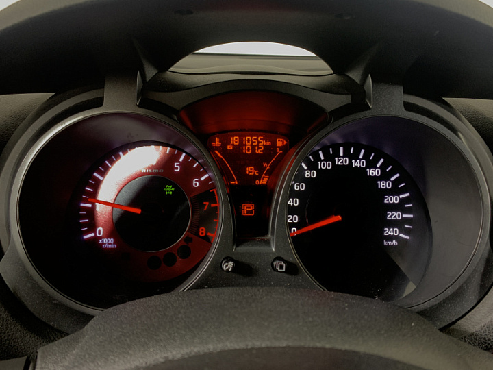 NISSAN Juke 1.6, 2014 года, Вариатор, ЧЕРНЫЙ