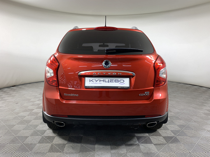 SSANGYONG Actyon 2, 2014 года, Автоматическая, КРАСНЫЙ