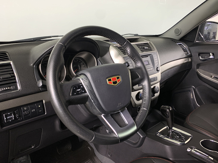GEELY Emgrand X7 2.4, 2016 года, Автоматическая, ЧЕРНЫЙ