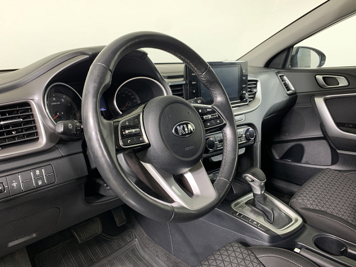 KIA Ceed 1.6, 2021 года, Автоматическая, СЕРЫЙ