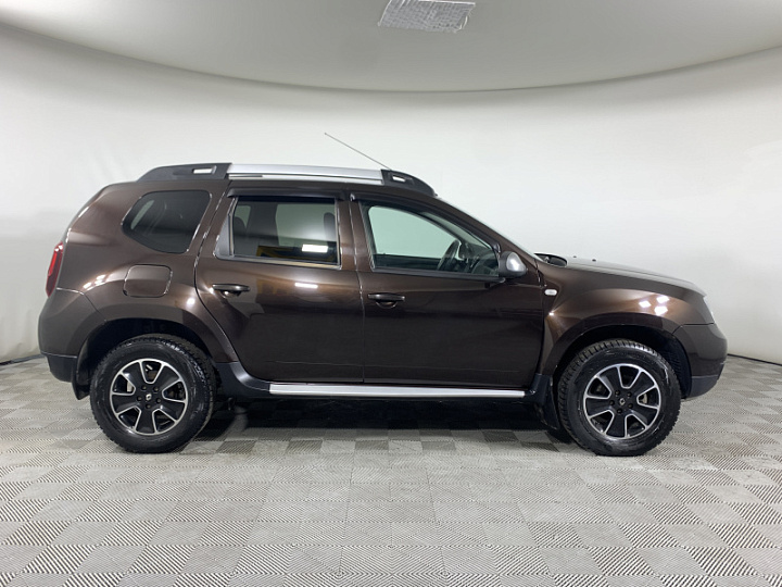 RENAULT Duster 2, 2018 года, Автоматическая, Темно-Коричневый