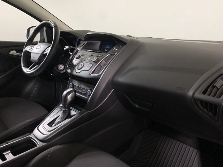 FORD Focus 1.6, 2018 года, Робот, СЕРЫЙ